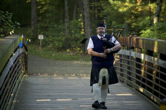 View Bridge Bagpiper in new tab