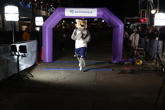 View Butterfield Open Mile Finish  (Friday) in new tab