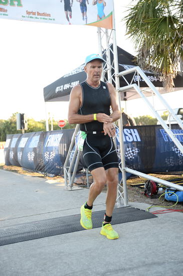 View Finish line in new tab