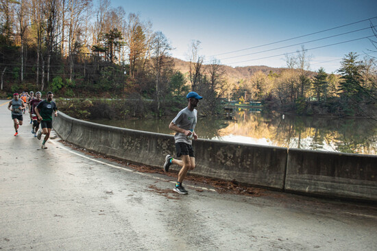 View Lake Summit 10 Miler 2022 (Facebook) in new tab