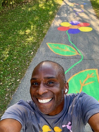 View photos in new tab