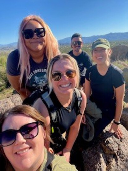 View photos in new tab