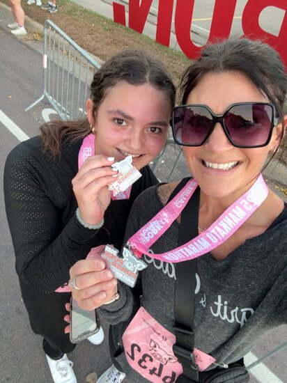 View photos in new tab