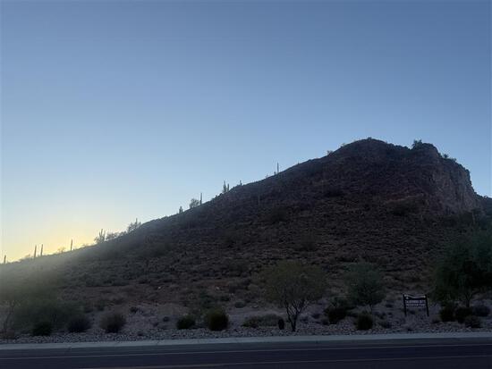 View photos in new tab