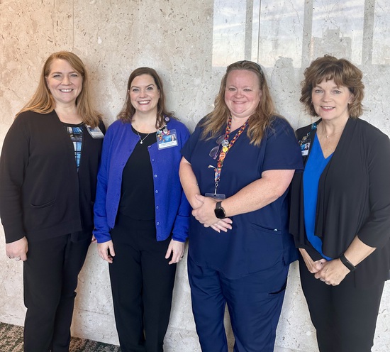 View photos in new tab