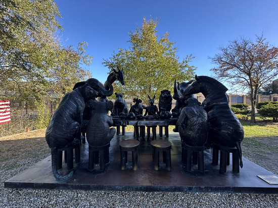 View photos in new tab