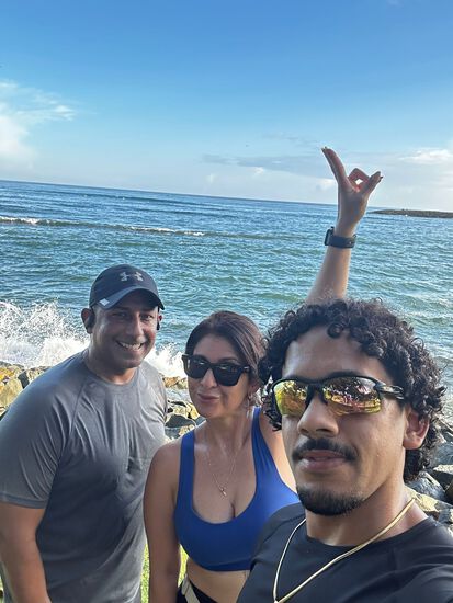 View photos in new tab