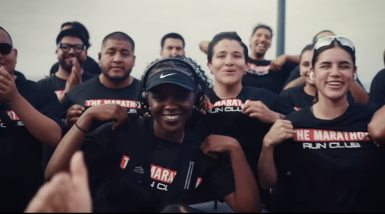 View photos in new tab