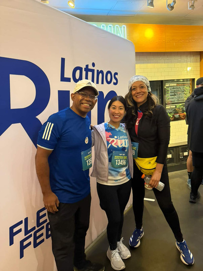 View photos in new tab